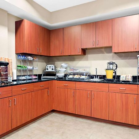 Comfort Suites Tampa Airport North Zewnętrze zdjęcie