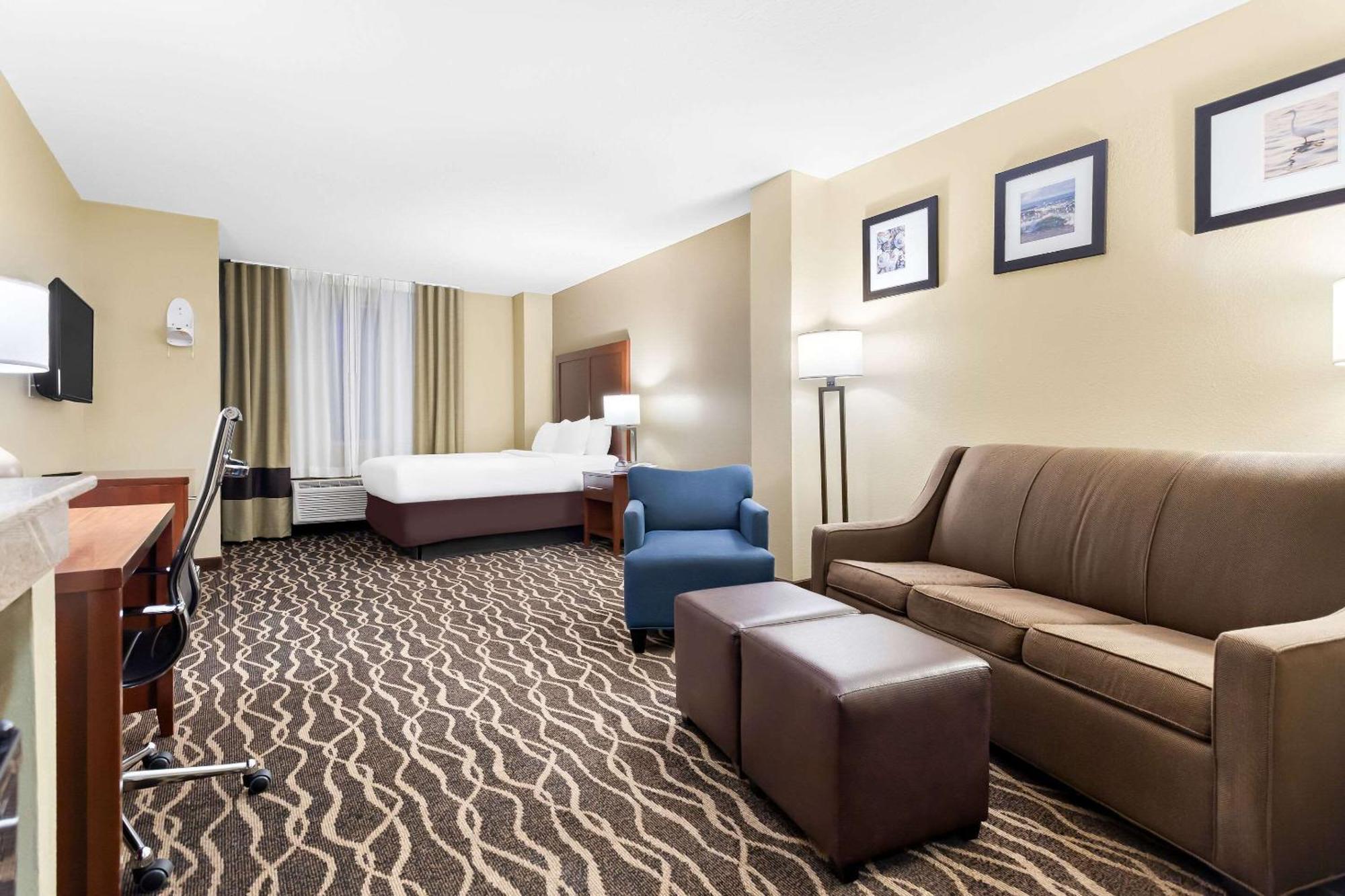 Comfort Suites Tampa Airport North Zewnętrze zdjęcie
